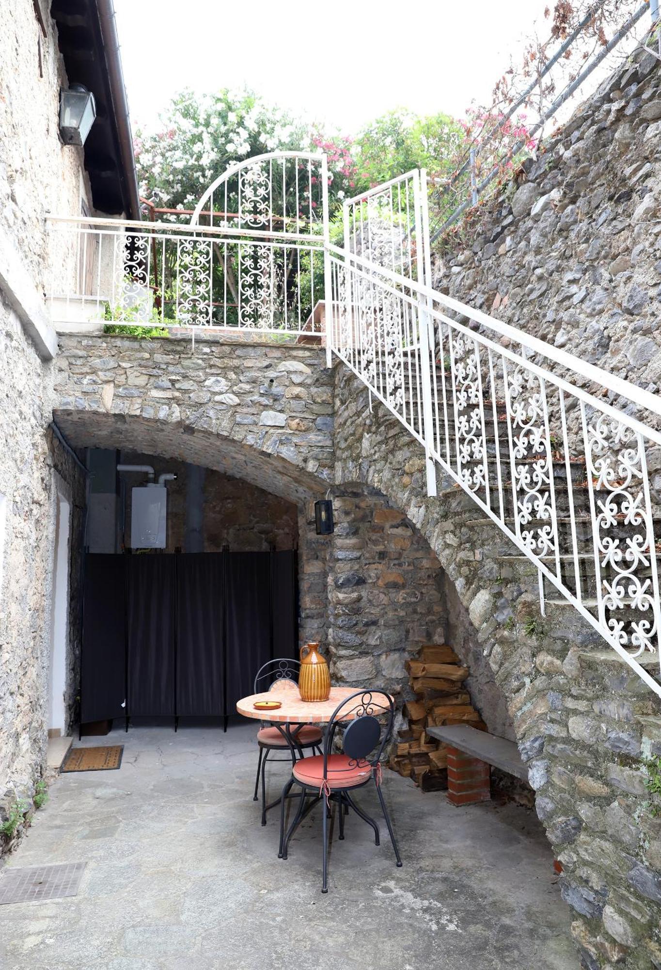 Apartment Dimora Eirek